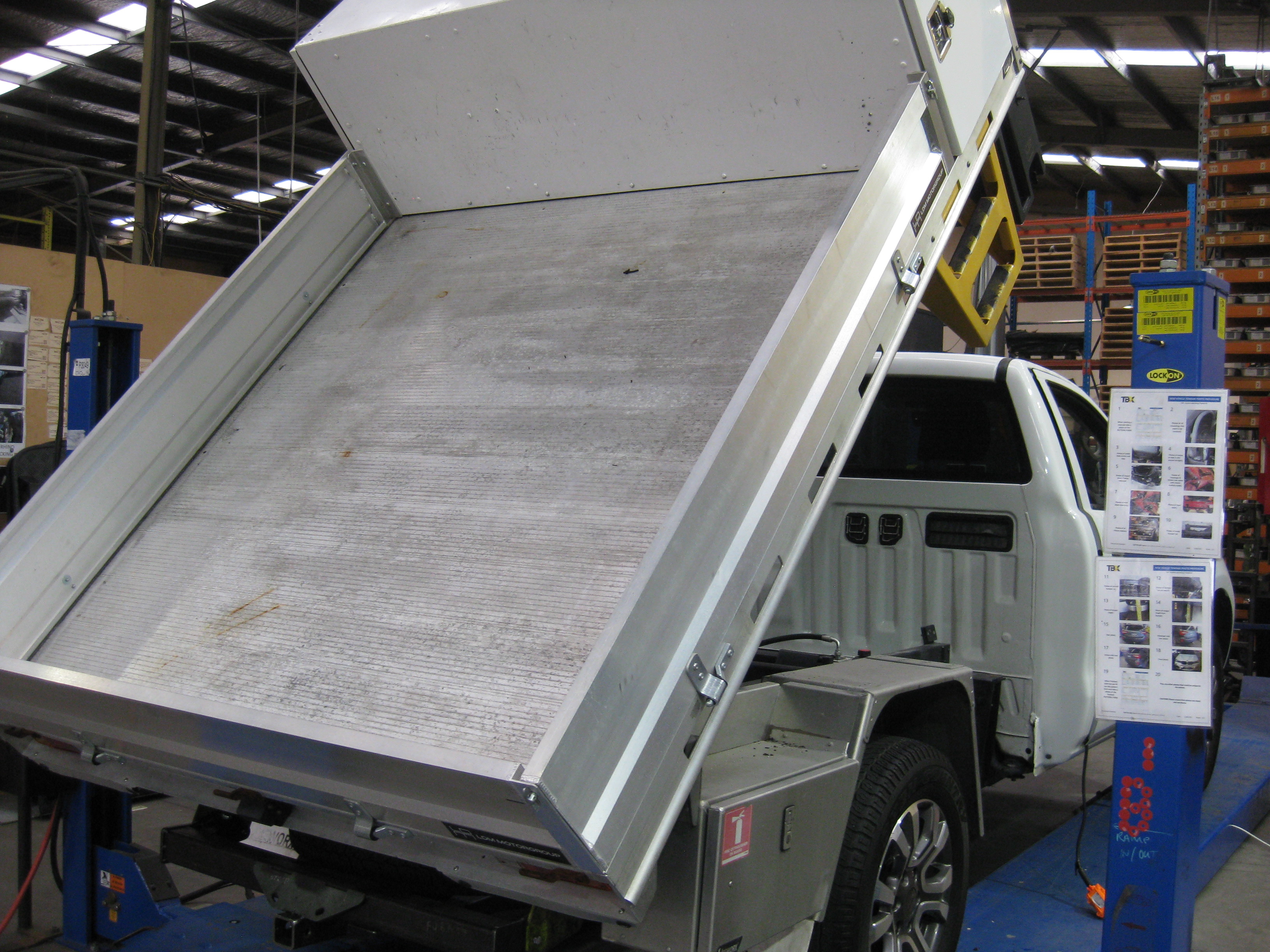 FORD RANGER UTILITY 2011-2021